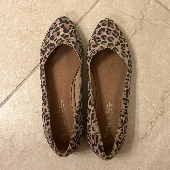 Tom’s leopard print ballet slipper
